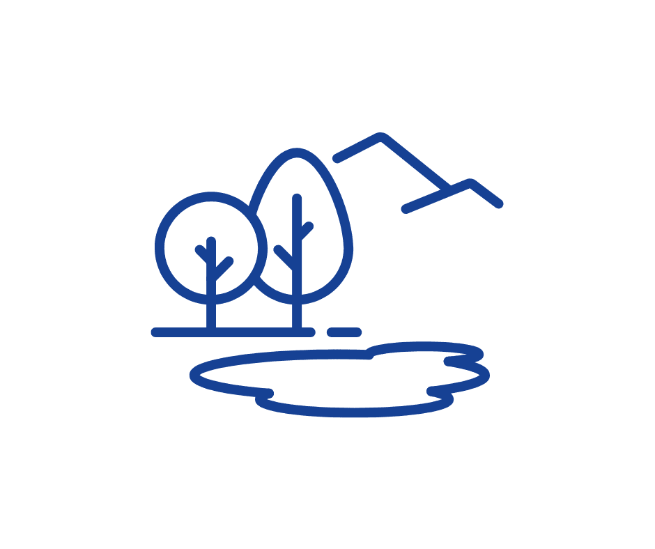 Blaue Strichzeichnungen-Ikone: Bäume, Teich und Bergkette. Naturlandschafts-Illustration.