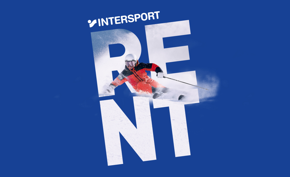 Intersport-Skiverleih-Werbung mit Skifahrer auf verschneiter Bergpiste.
